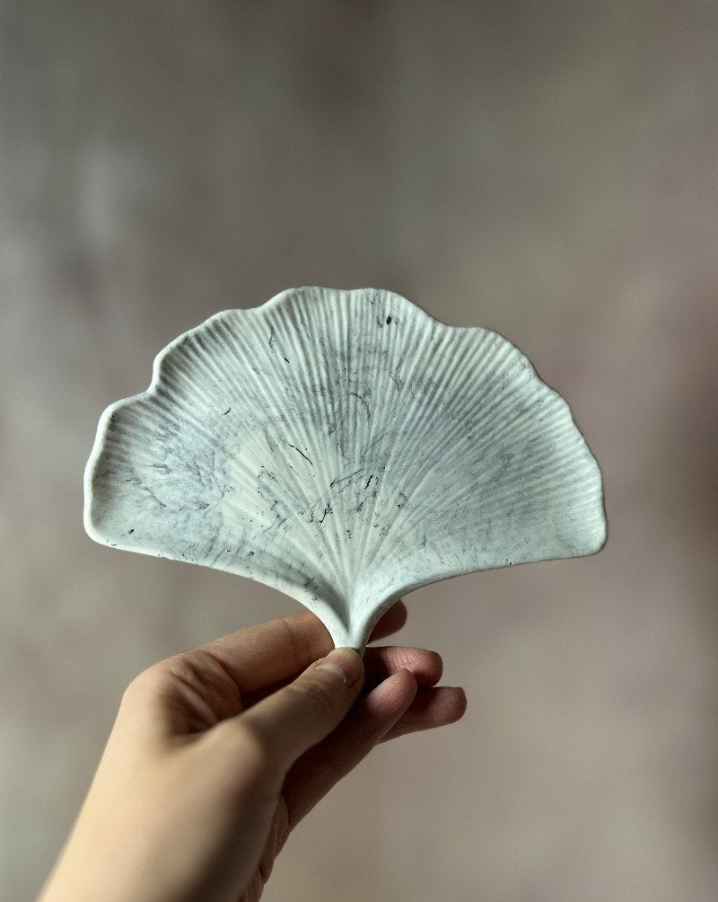 Ginkgo Leaf Tray