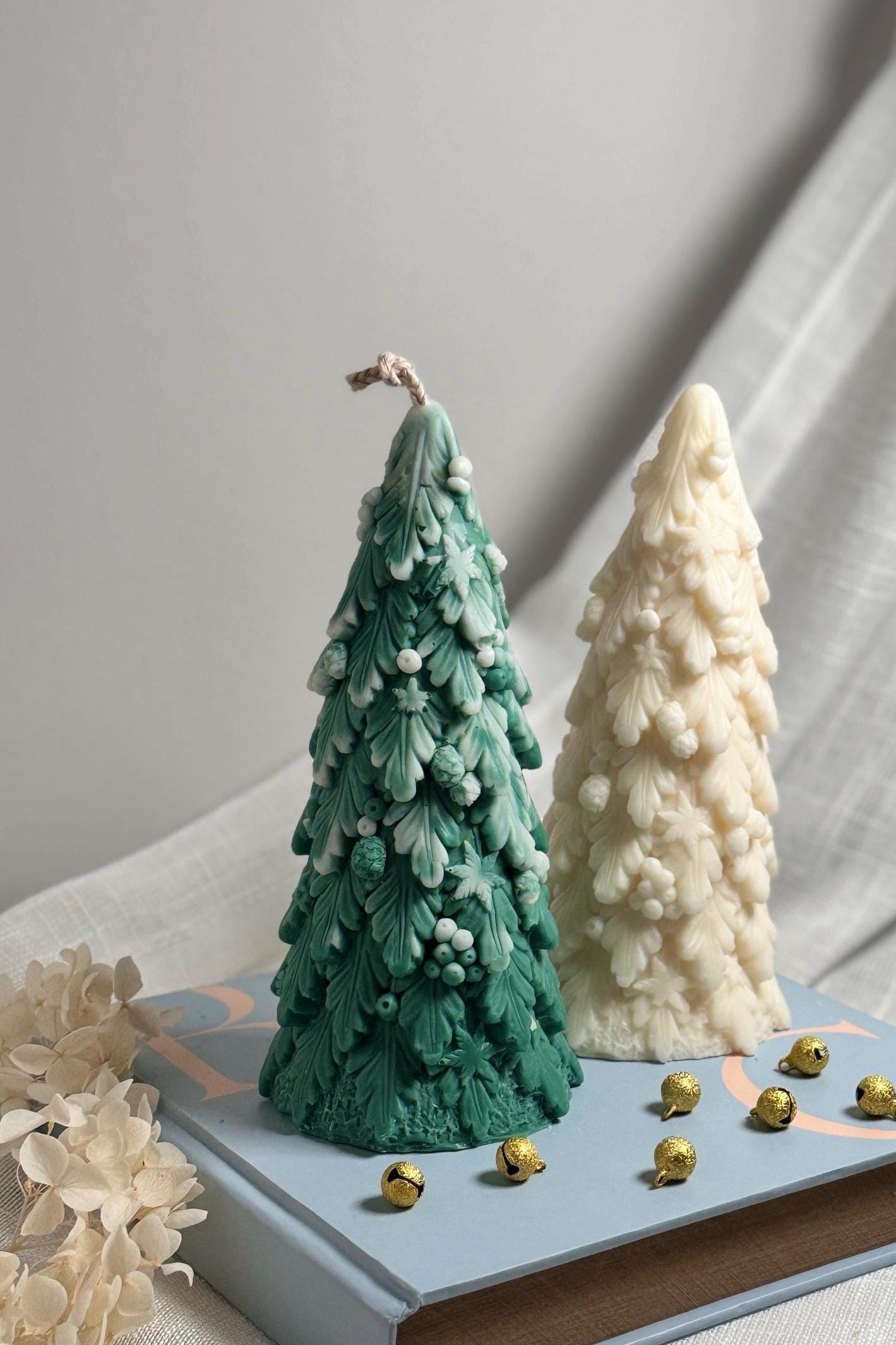 Christmas Tree Candle B