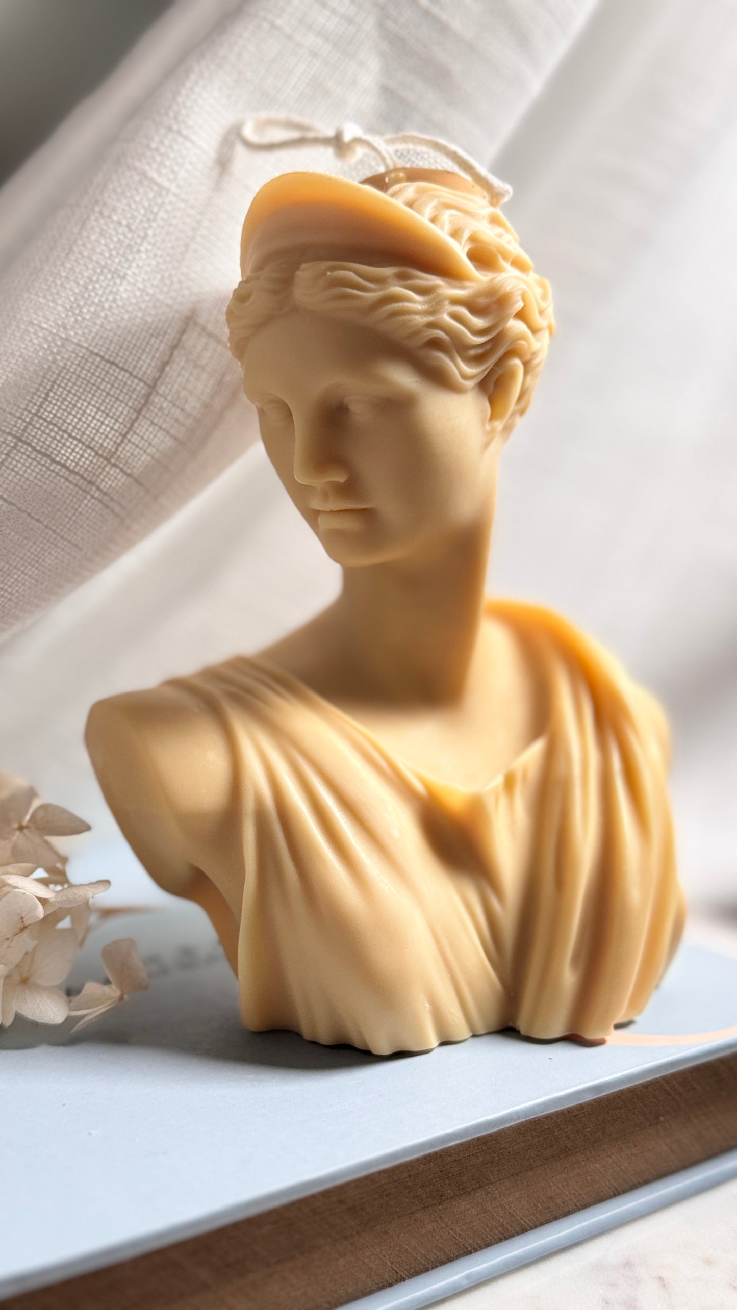 Artemis Candle