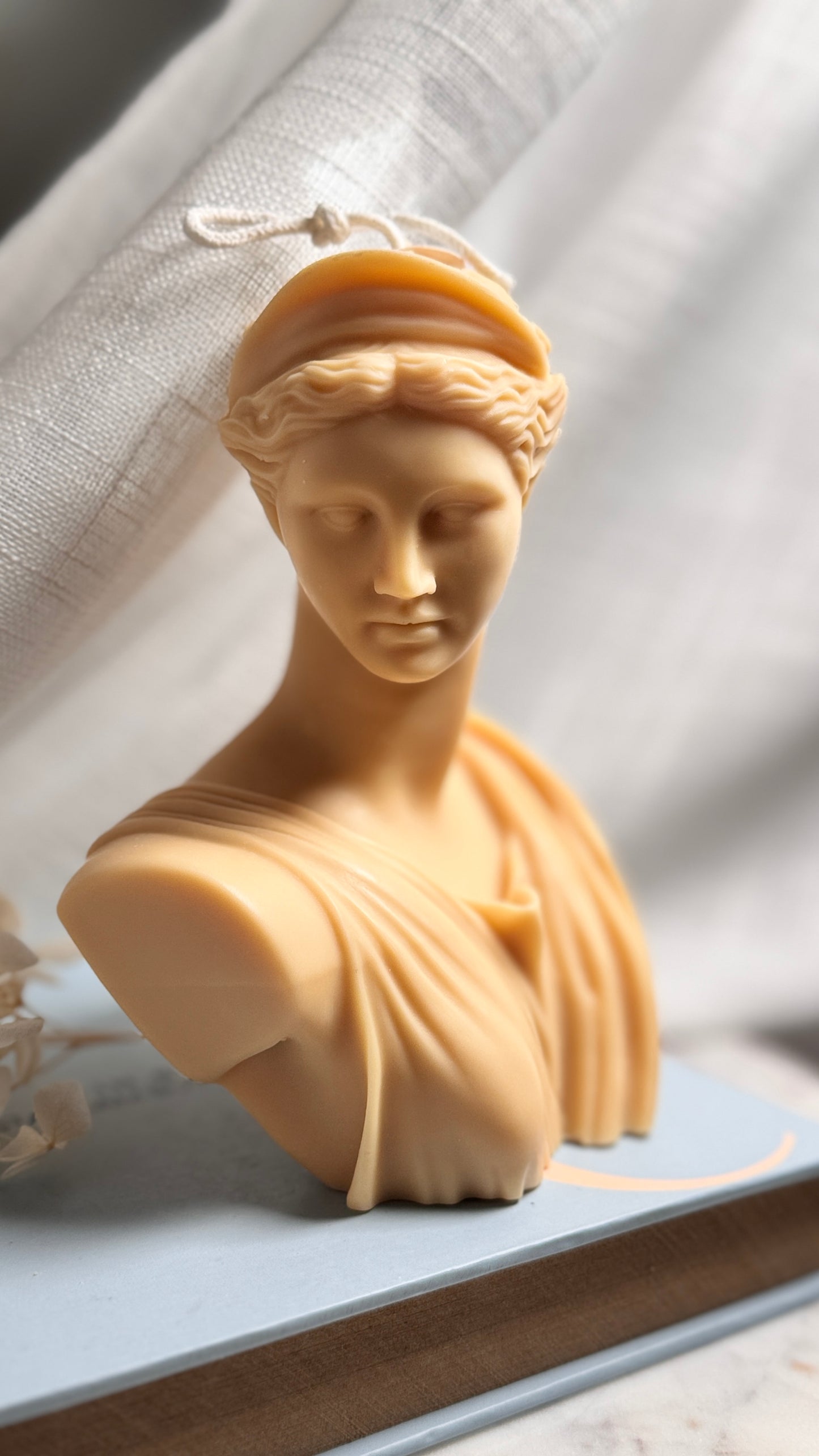 Artemis Candle