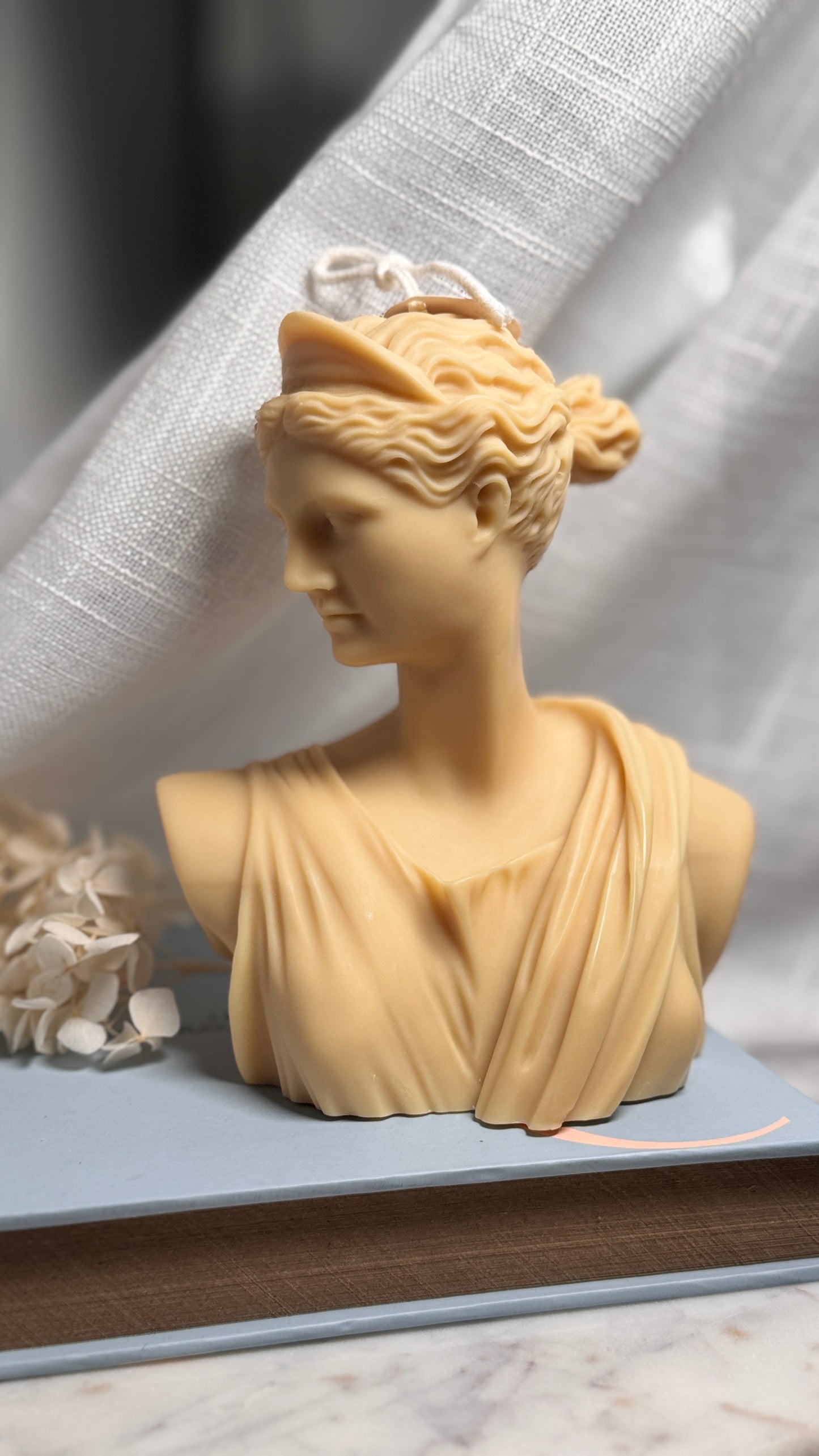 Artemis Candle