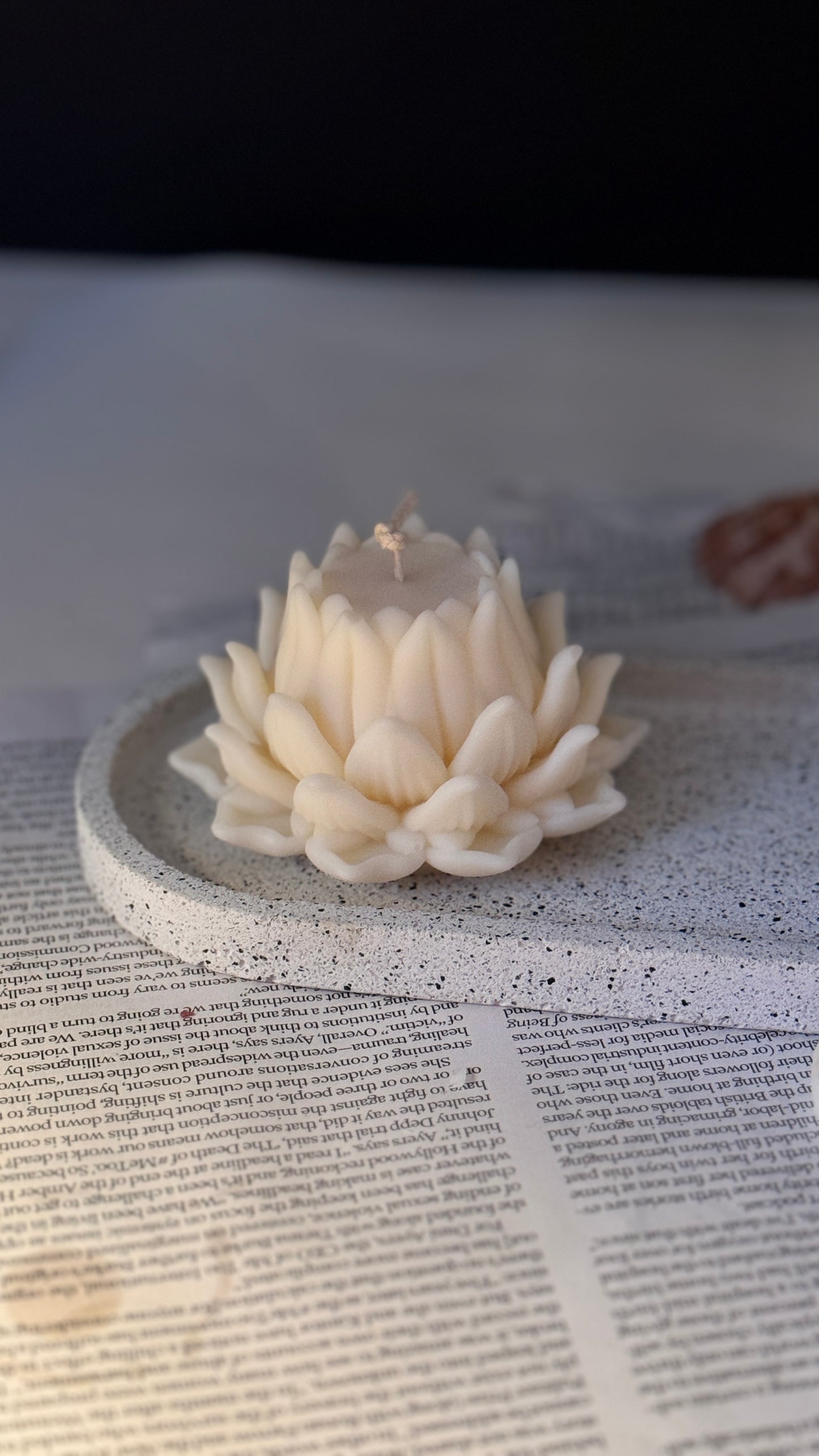 Lotus Glow Candle