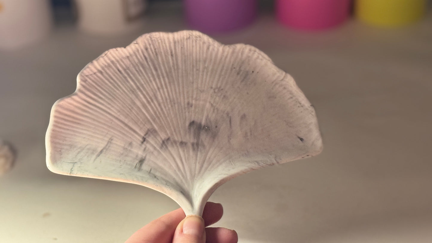 Ginkgo Leaf Tray