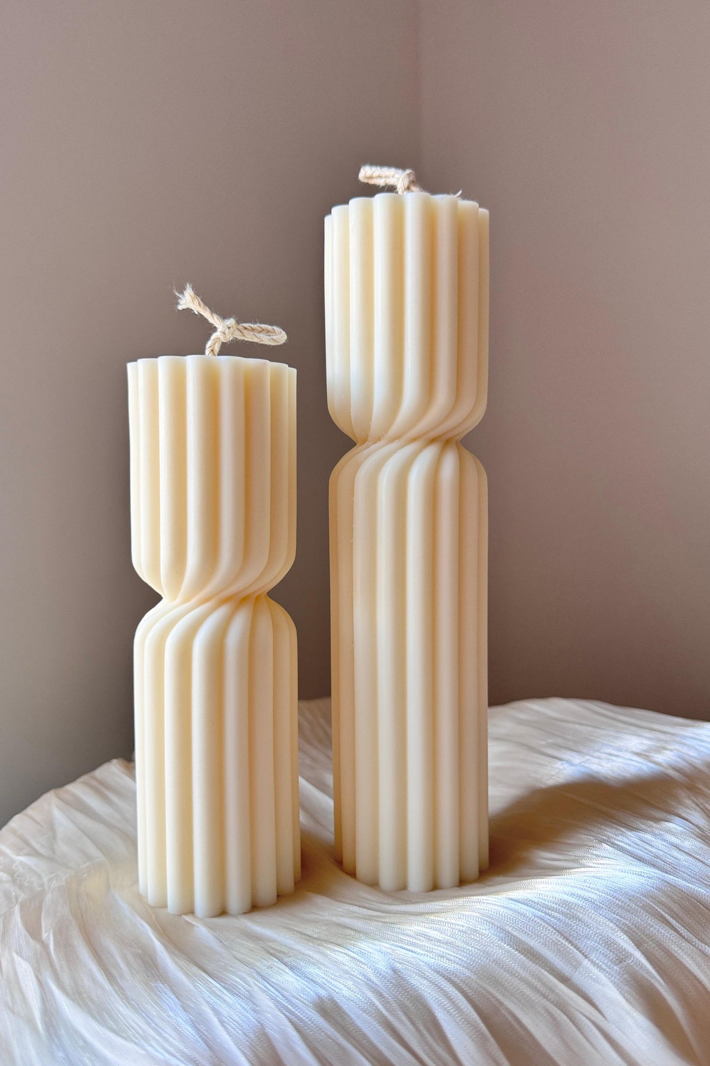 Ribbed Hourglass Pillar Soy Candle – Sculptural Decorative Candle, Multiple Colors & Scents
