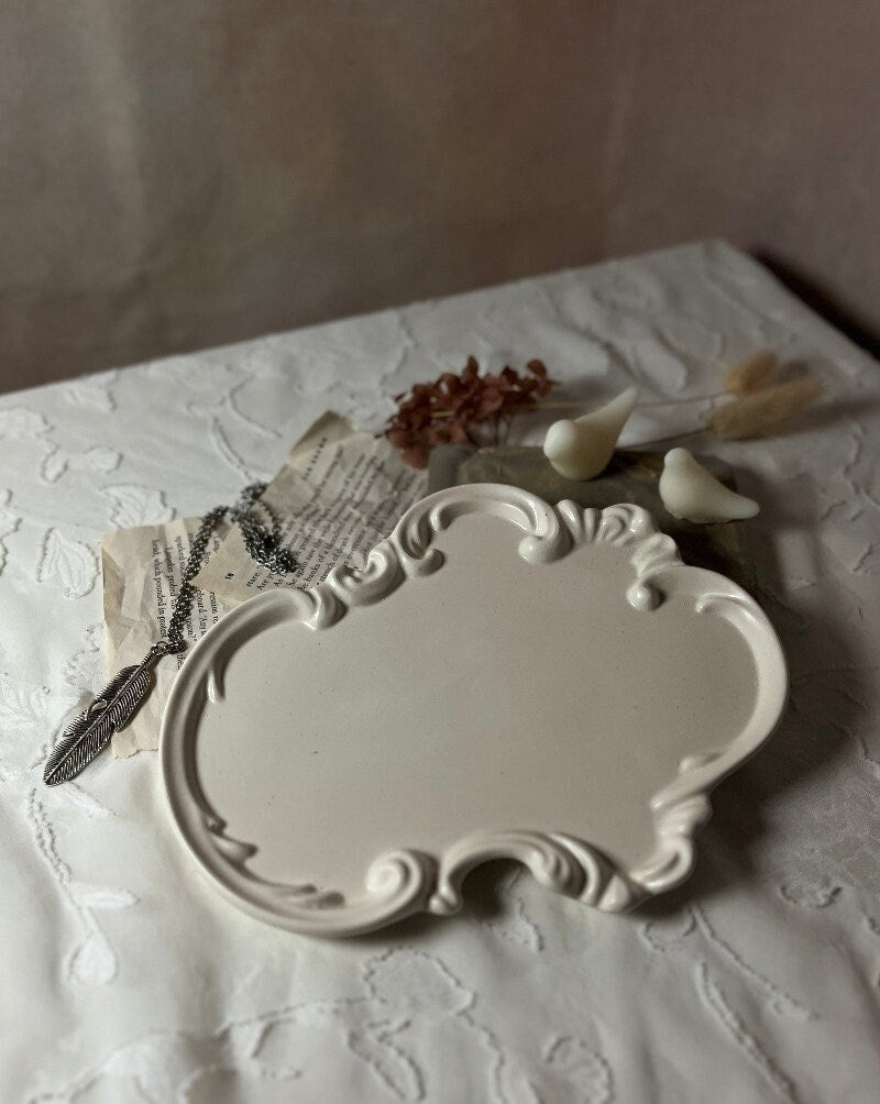 Asymmetry Elegance Tray