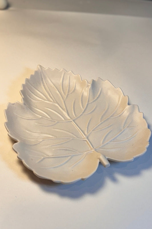 Leaves Tray